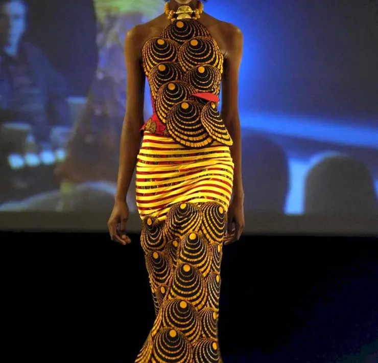 Африканский женский костюм
