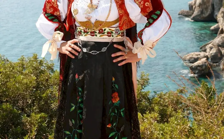 Албания национальный костюм