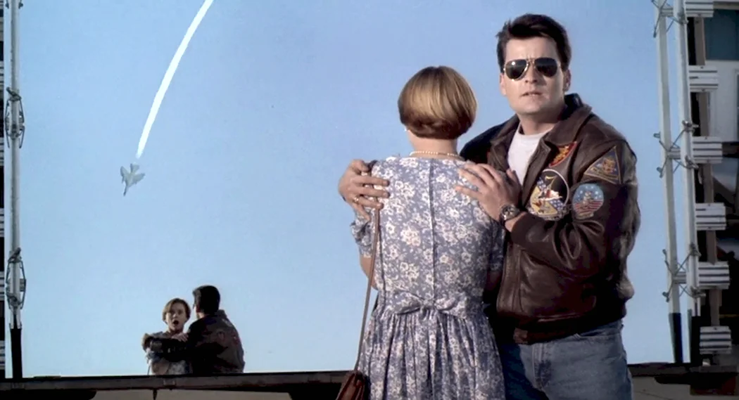 Charlie Sheen горячие головы 1991