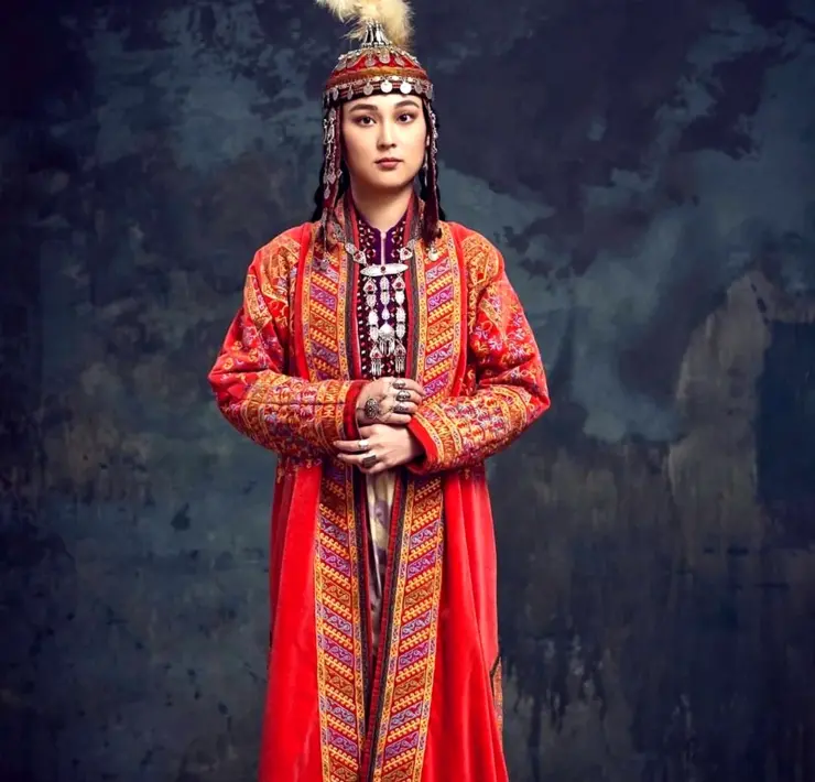 Казахская Национальная одежда