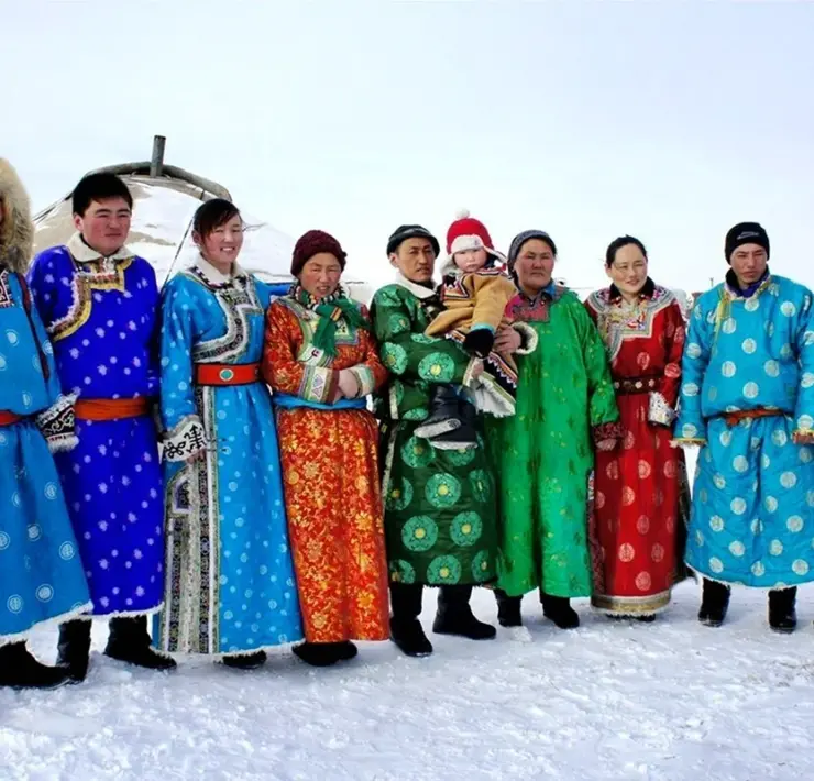 Монгольский халат дээл