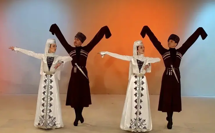 Национальный костюм чеченцы-аккинцы.
