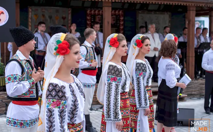 Национальный костюм молдаван