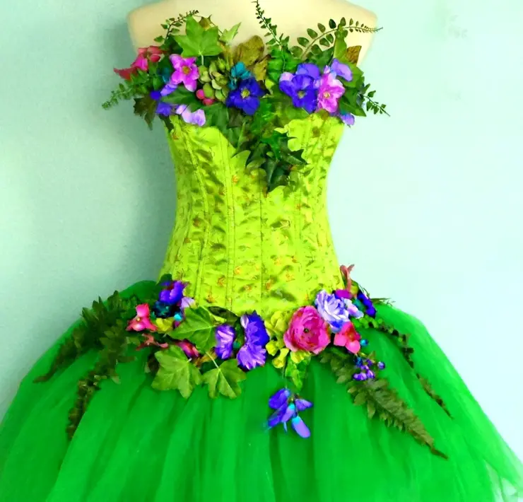 Платье из цветов