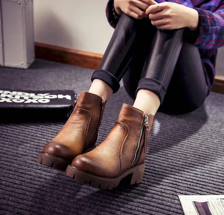 Сапоги Leather Kitten Heel Boots Zara autumn 2020