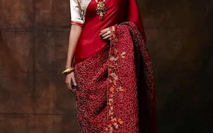 Сари индийская одежда