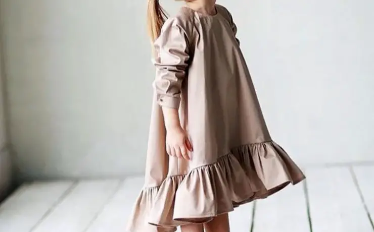 Стильное детское платье