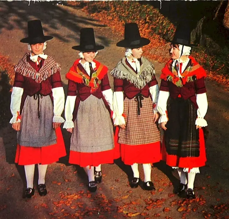 Традициональная одежда в Уэльсе