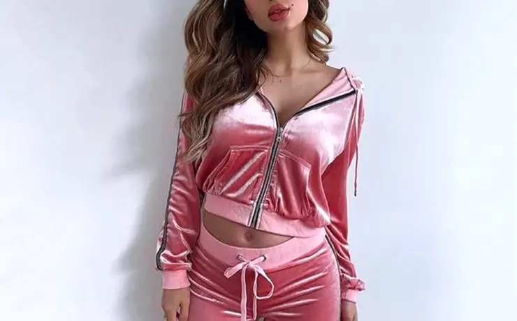 Велюровый костюм женский розовый