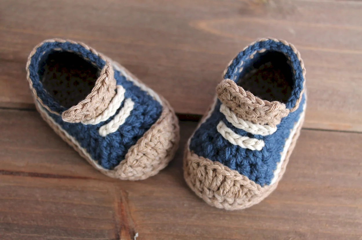 Вязаные ботиночки для малышей