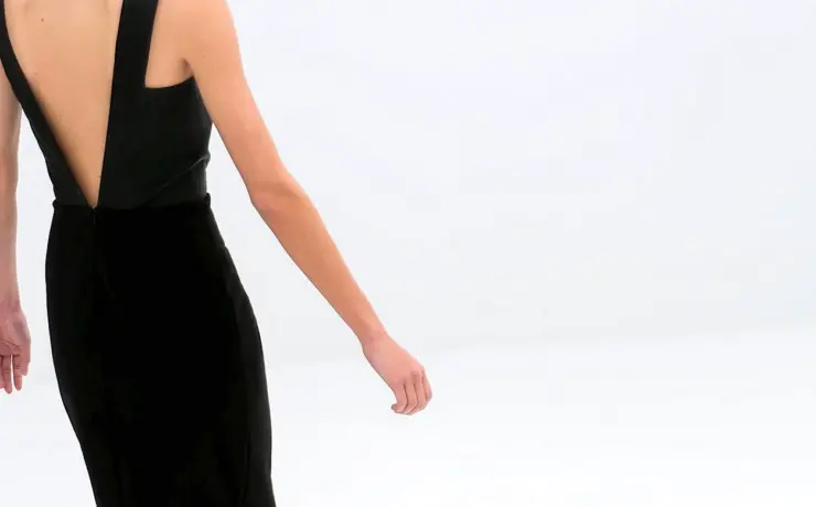Zara черное платье с открытой спиной