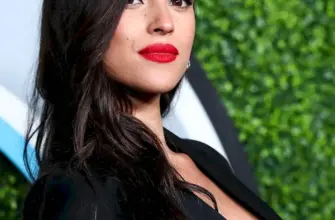 Adria Arjona