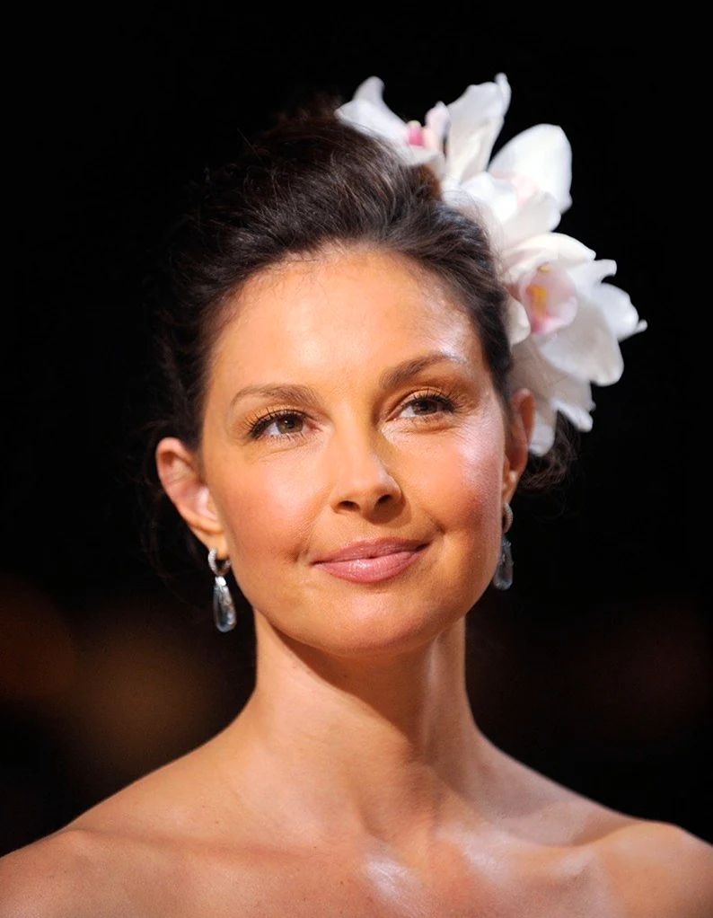 Эшли джадд. Ashley Judd. Эшли Джадд в молодости. Э́шли Джадд в молодости.