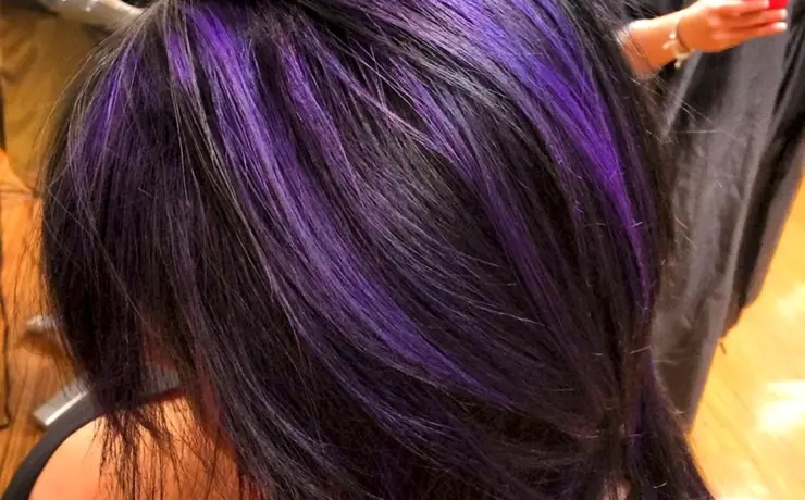 Фиолетовые пряди