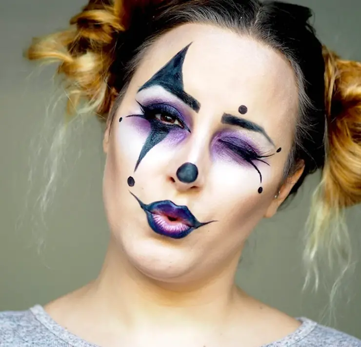 Необычный макияж клоун